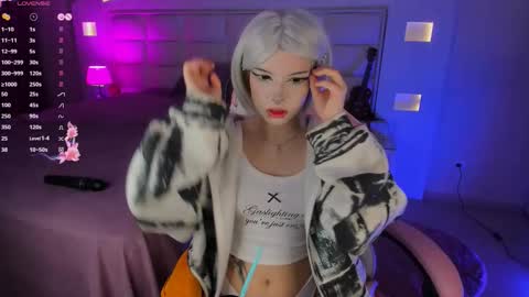 Snapshot of cuddly_kitten chatting on 09/27/25, 10:26 Cuddly Kitten online show from 09/27/25, 10:26