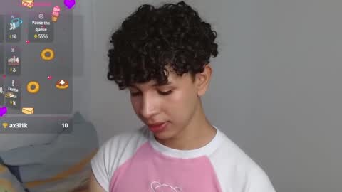 Cuddly online show from 12/12/24, 08:21