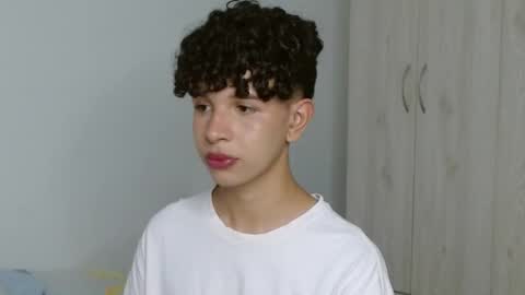 Cuddly online show from 02/01/25, 05:07