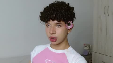 Cuddly online show from 03/05/25, 03:40