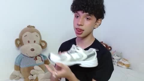 Cuddly online show from 11/03/25, 05:31