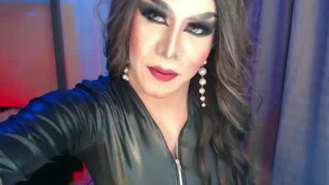 Snapshot of cum_4youbaby chatting on 10/25/25, 10:01 CUMMELA SLUTI online show from 10/25/25, 10:01