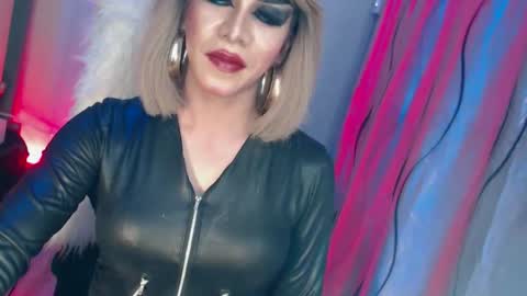 Snapshot of cum_4youbaby chatting on 04/25/26, 01:41 CUMMELA SLUTI online show from 04/25/26, 01:41