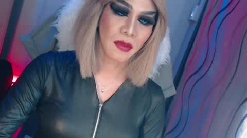 Snapshot of cum_4youbaby chatting on 07/16/26, 04:35 CUMMELA SLUTI online show from 07/16/26, 04:35