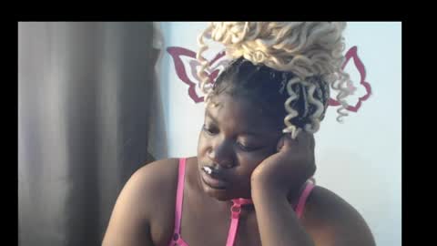 Snapshot of cum_coco_sweet chatting on 05/20/26, 01:12 Coco sweet online show from 05/20/26, 01:12