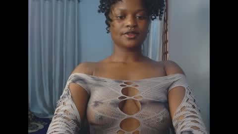 Snapshot of cum_ebony_petitxx chatting on 05/07/26, 06:30 cath online show from 05/07/26, 06:30