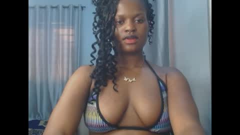 Snapshot of cum_ebony_petitxx chatting on 05/11/26, 06:41 cath online show from 05/11/26, 06:41