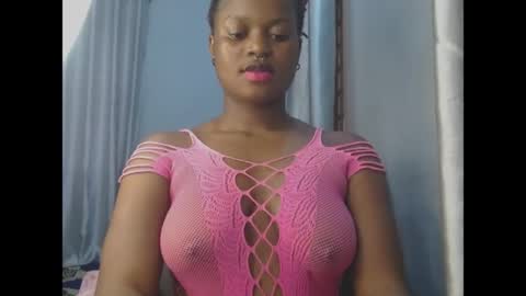 Snapshot of cum_ebony_petitxx chatting on 06/03/26, 06:49 cath online show from 06/03/26, 06:49