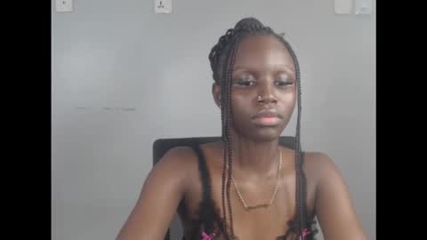 sophie online show from 09/19/25, 08:05