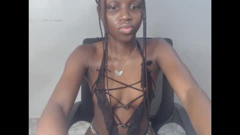 sophie online show from 09/24/25, 07:33