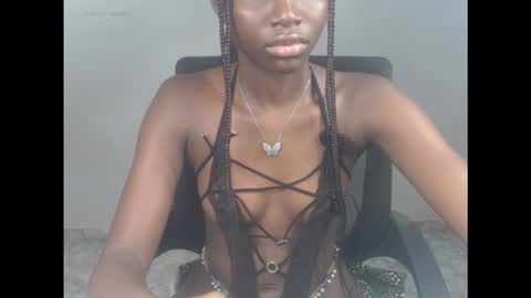 sophie online show from 09/25/25, 07:23