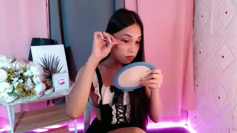 Snapshot of cum_fuck_me69 chatting on 02/15/26, 05:37 kez online show from 02/15/26, 05:37