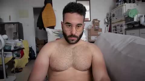 Snapshot of cuman15 chatting on 01/18/26, 11:47 Cuman online show from 01/18/26, 11:47