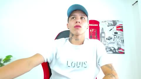 Snapshot of cumandres chatting on 01/18/26, 02:54 cumandres online show from 01/18/26, 02:54