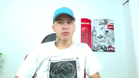 Snapshot of cumandres chatting on 01/19/26, 03:27 cumandres online show from 01/19/26, 03:27