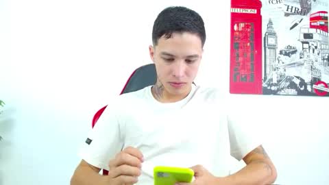 Snapshot of cumandres chatting on 02/09/26, 02:43 cumandres online show from 02/09/26, 02:43