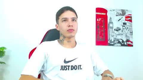 Snapshot of cumandres chatting on 02/26/26, 03:33 cumandres online show from 02/26/26, 03:33