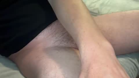 Snapshot of cumgetit469 chatting on 11/29/25, 06:44 cumgetit469 online show from 11/29/25, 06:44