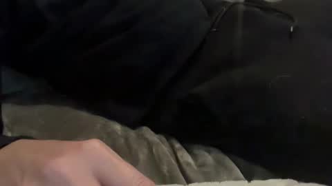 Snapshot of cumgetit469 chatting on 12/04/25, 11:35 cumgetit469 online show from 12/04/25, 11:35