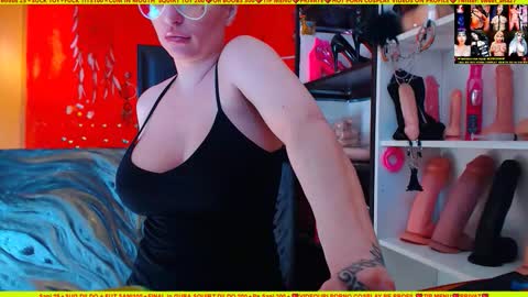 cuminmenowbby online show from 10/25/25, 10:56