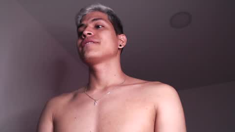 Snapshot of cumjuicy chatting on 02/27/25, 05:36 Sebby online show from 02/27/25, 05:36