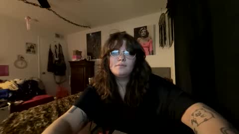 Snapshot of cummiepuppy777 chatting on 03/20/26, 06:02 cummiepuppy777 online show from 03/20/26, 06:02