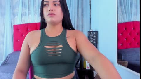 Snapshot of cumming_tiffani chatting on 01/25/25, 12:05 cumming tiffani online show from 01/25/25, 12:05