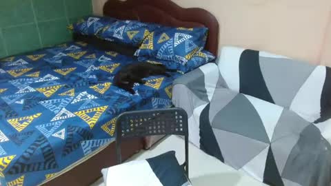 Leah Vergara online show from 03/04/25, 05:32