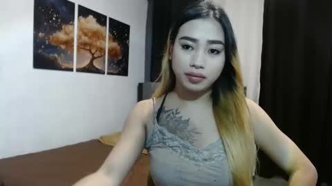 Snapshot of cummloverxx chatting on 09/15/25, 12:10 cummloverxx online show from 09/15/25, 12:10