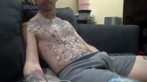 Snapshot of cumonover420 chatting on 02/19/25, 03:06 cumonover420 online show from 02/19/25, 03:06