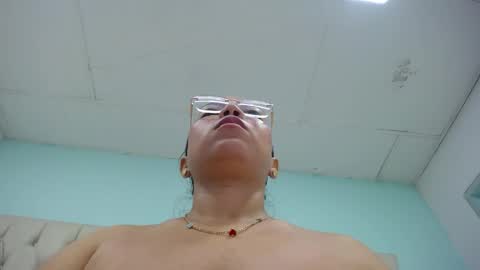 Snapshot of cumontitsxxx chatting on 04/16/26, 12:28 Cumontitsxxx online show from 04/16/26, 12:28