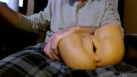 Snapshot of cumshard35 chatting on 11/20/25, 10:09 cumshard35 online show from 11/20/25, 10:09