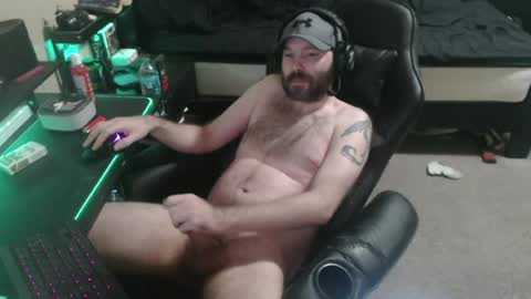 Snapshot of cumslinger2003 chatting on 05/13/26, 02:47 cumslinger2003 online show from 05/13/26, 02:47