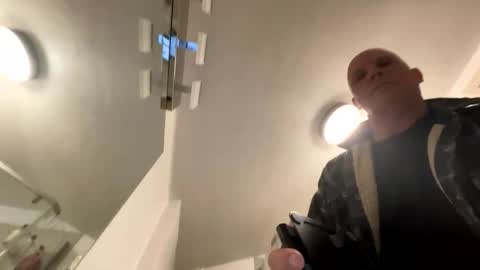 Snapshot of cumslowlyforu chatting on 11/26/25, 04:02 cumslowlyforu online show from 11/26/25, 04:02