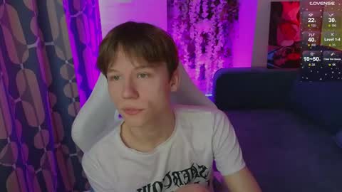 cumte_boy online show from 06/08/26, 04:35