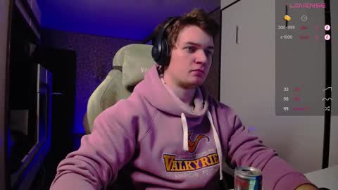 Snapshot of cumzan_ chatting on 02/12/25, 09:11 Tarzan online show from 02/12/25, 09:11