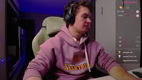 Snapshot of cumzan_ chatting on 02/15/25, 06:02 Tarzan online show from 02/15/25, 06:02