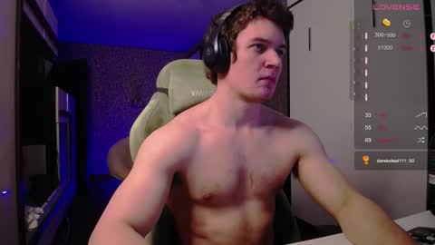 Snapshot of cumzan_ chatting on 02/22/25, 06:08 Tarzan online show from 02/22/25, 06:08