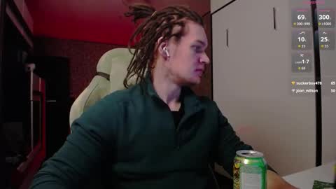 Snapshot of cumzan_ chatting on 03/18/26, 01:20 Tarzan online show from 03/18/26, 01:20