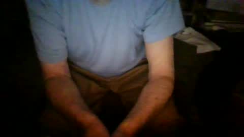 Snapshot of cunnibob chatting on 01/31/25, 10:31 cunnibob online show from 01/31/25, 10:31