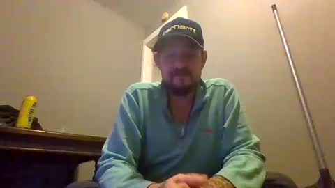 Snapshot of cuntreeboy68 chatting on 12/02/24, 06:52 Bash online show from 12/02/24, 06:52