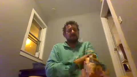 Snapshot of cuntreeboy68 chatting on 12/13/24, 07:04 Bash online show from 12/13/24, 07:04