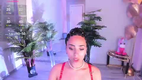 Snapshot of cupcake_izzy chatting on 07/15/26, 04:45 cupcake_izzy online show from 07/15/26, 04:45