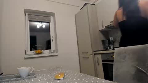 Snapshot of cuplu29 chatting on 10/24/25, 02:30 maria alex online show from 10/24/25, 02:30