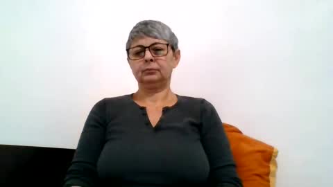 Snapshot of cuplu4346529860 chatting on 12/31/24, 02:47 couple online show from 12/31/24, 02:47