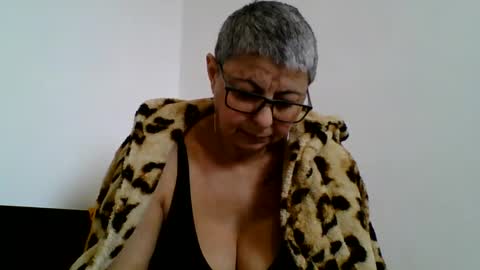 Snapshot of cuplu4346529860 chatting on 02/10/25, 11:46 couple online show from 02/10/25, 11:46