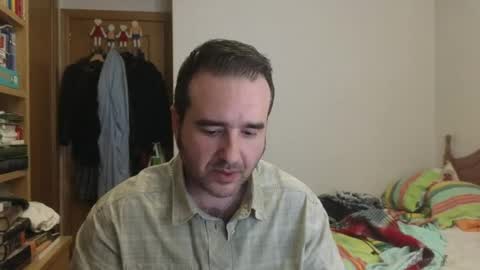 curiosillo1983 online show from 05/05/26, 04:04
