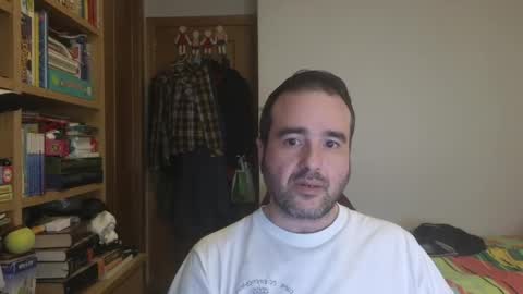 curiosillo1983 online show from 05/10/26, 12:43