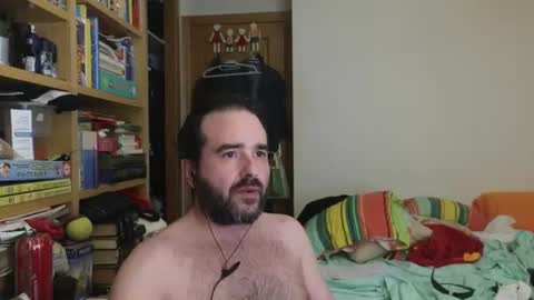 curiosillo1983 online show from 06/18/26, 09:14