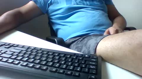Snapshot of curious_aussie11 chatting on 02/14/25, 12:09 Carl online show from 02/14/25, 12:09